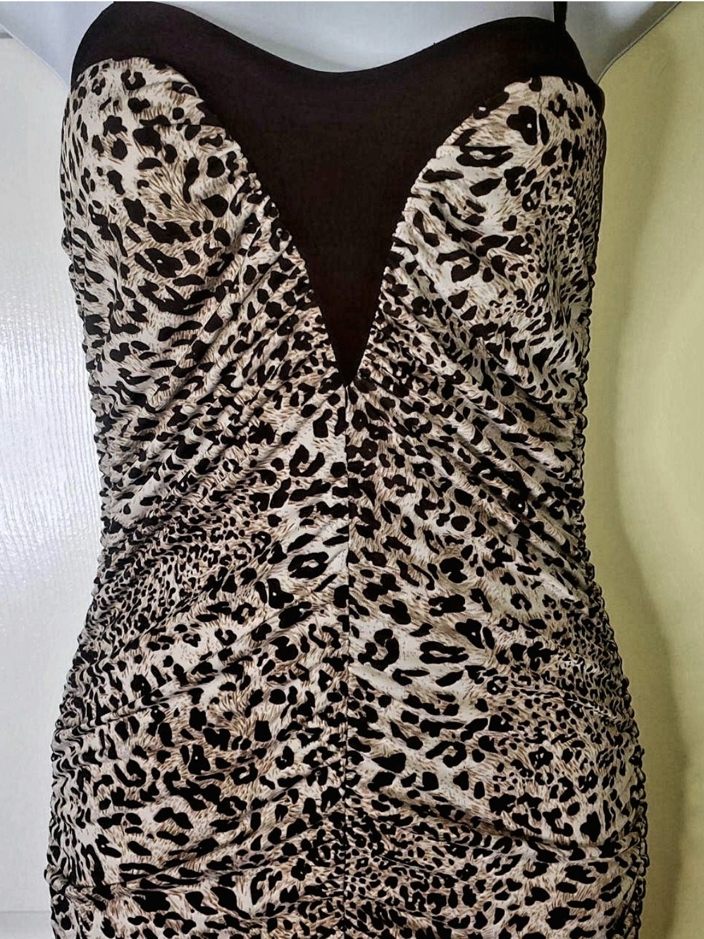 🐆🤎 Touch Me Leopard Ruched Bodycon Mini Dress | M